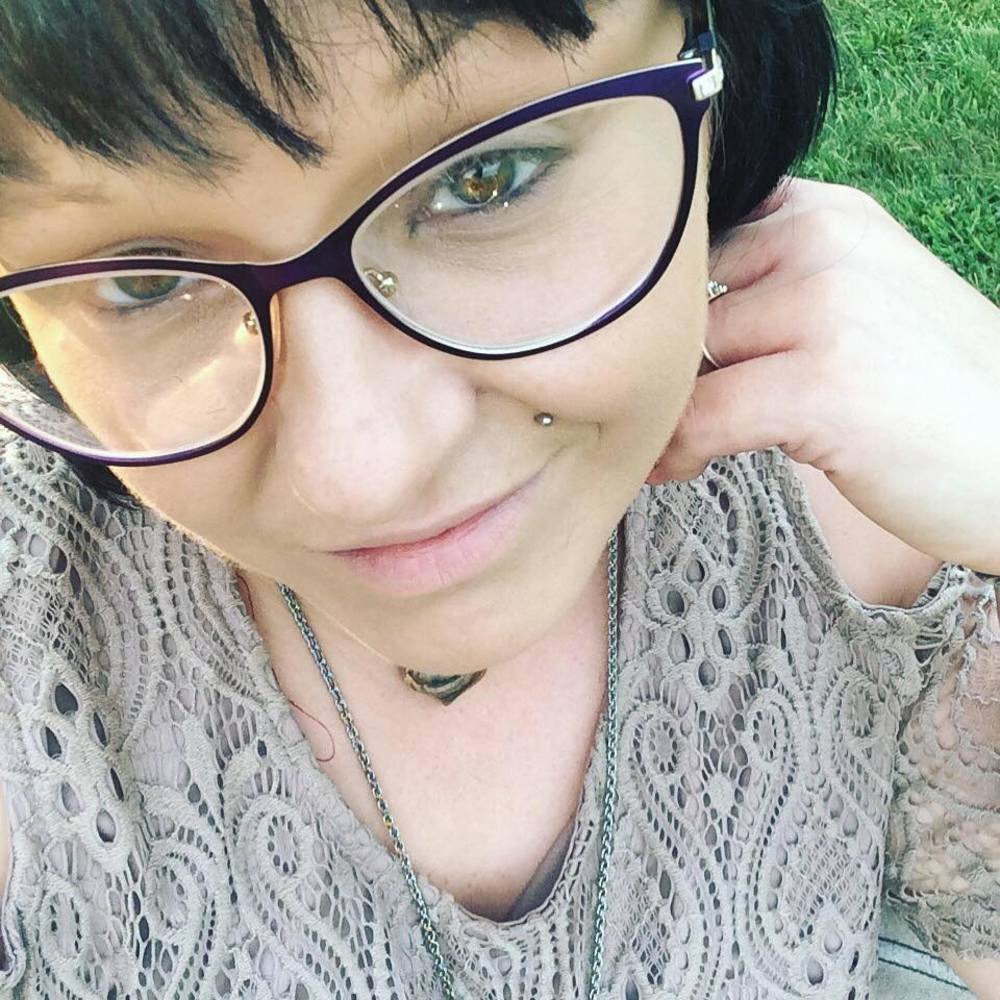 Meet your Posher, Tarah